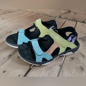 Kuru tread womens multicolor sandals/ women’s size 8